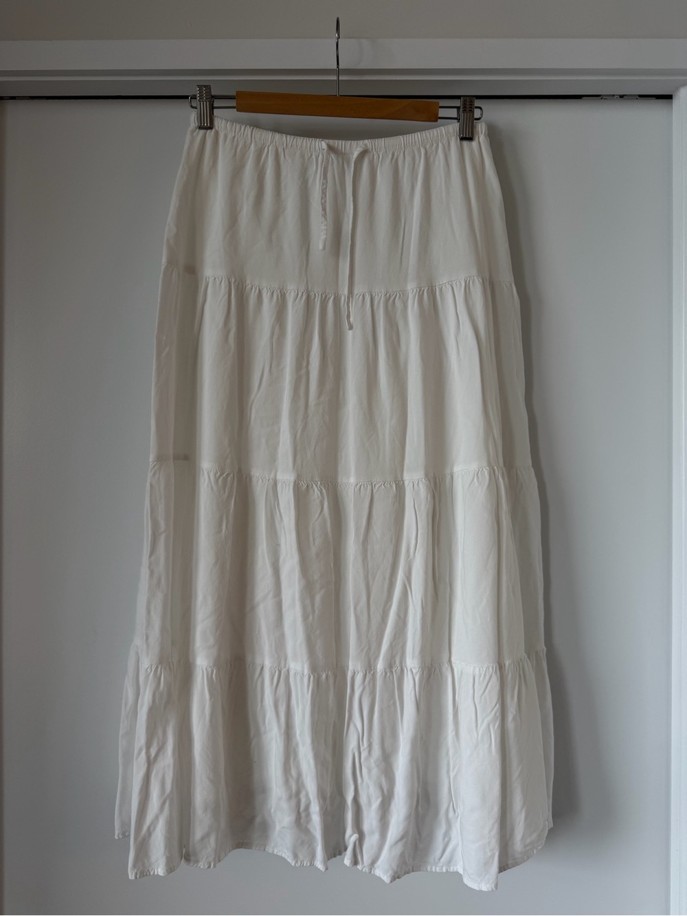 Brandy Melville Cream Tiered Maxi Skirt